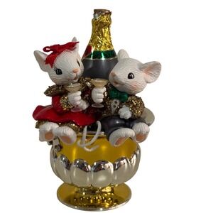 Carlton Cards Heirloom Ornament Toasting 2000 Mice Musical Millennium Special Ed